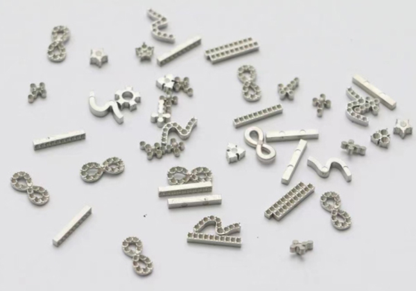 Машины для литья металла под давлением (Стандартный 90~160Т)